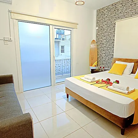 Pieris Appartamento *