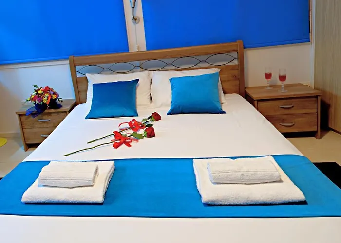 Pieris アパート *