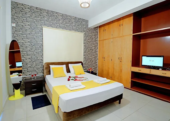 アパート Pieris アヤナパ