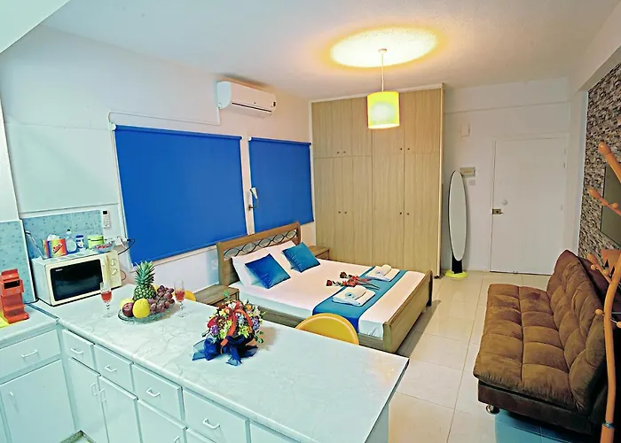 アパート Pieris *