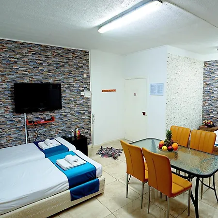 Pieris * Ajía Nápa